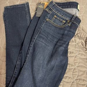 Hollister Super Skinny Jeans